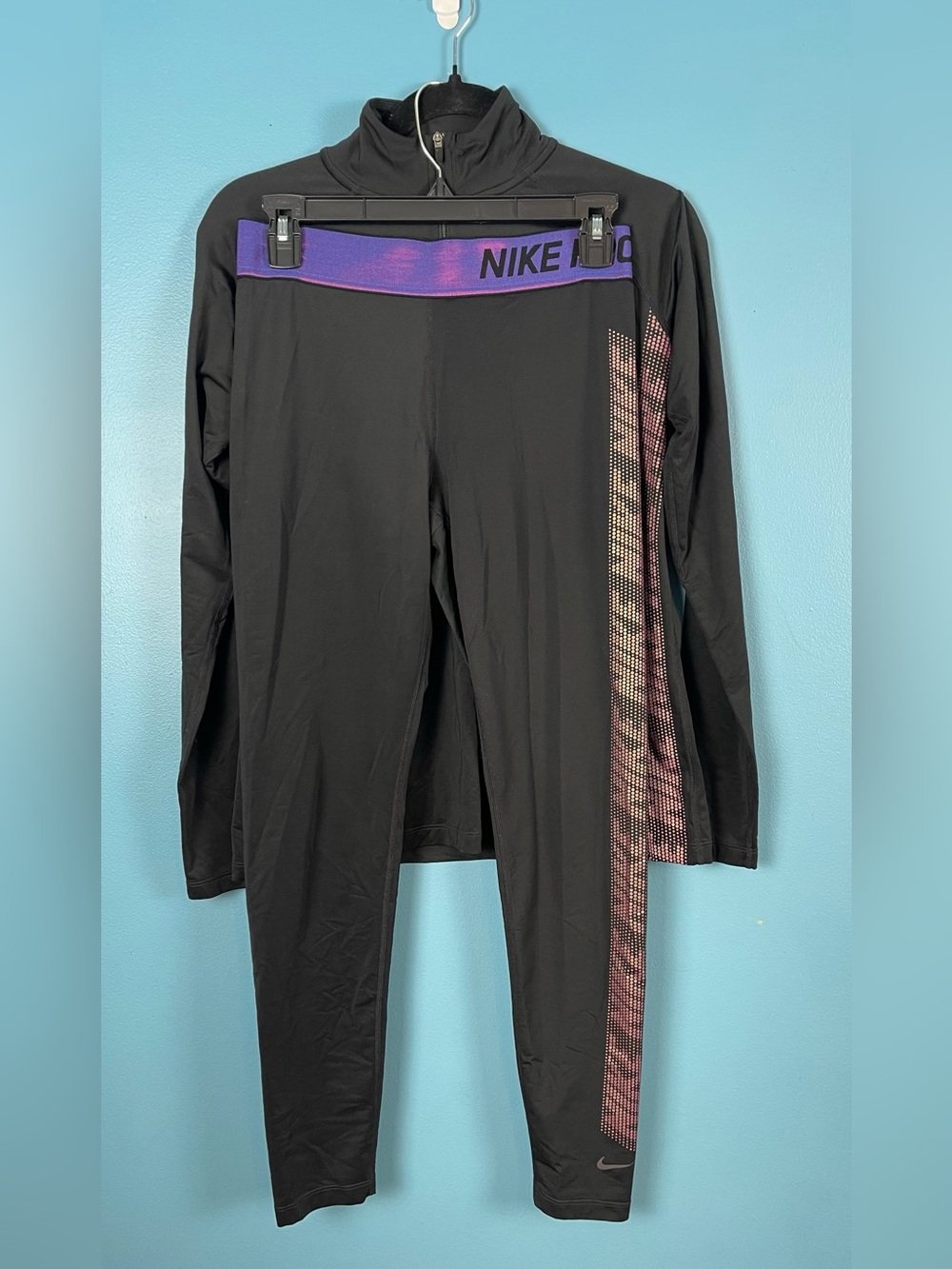 NIKE PRO “NERIEDS” tights & matching quarter zip pullover SET!! Size Medium
